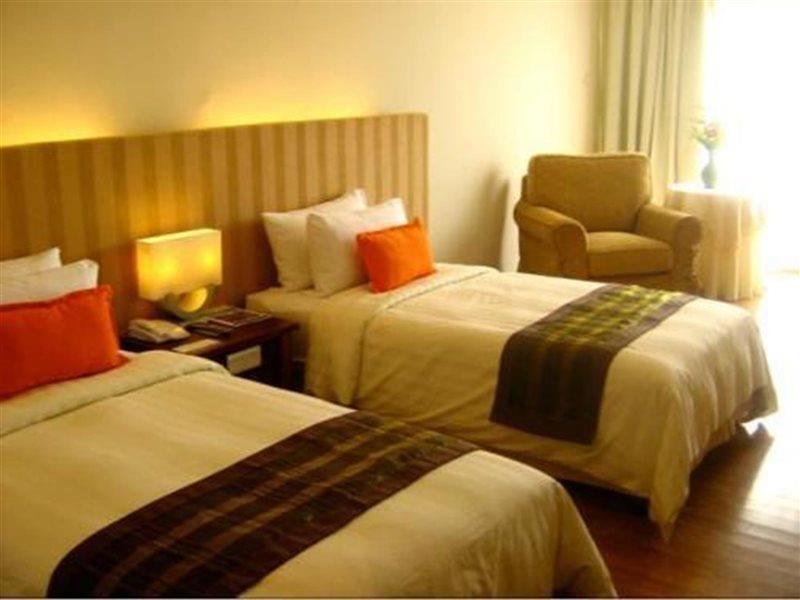 Damai Puri Resort & Spa Kuching Exterior foto Deluxe Room